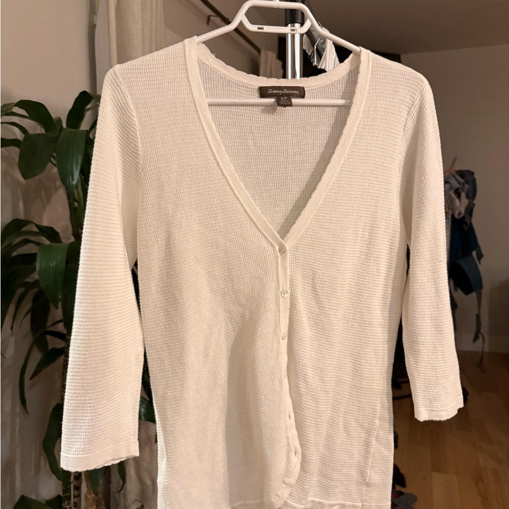 Tommy Bahama Lightweight White V-Neck Cardigan 100% cotton
